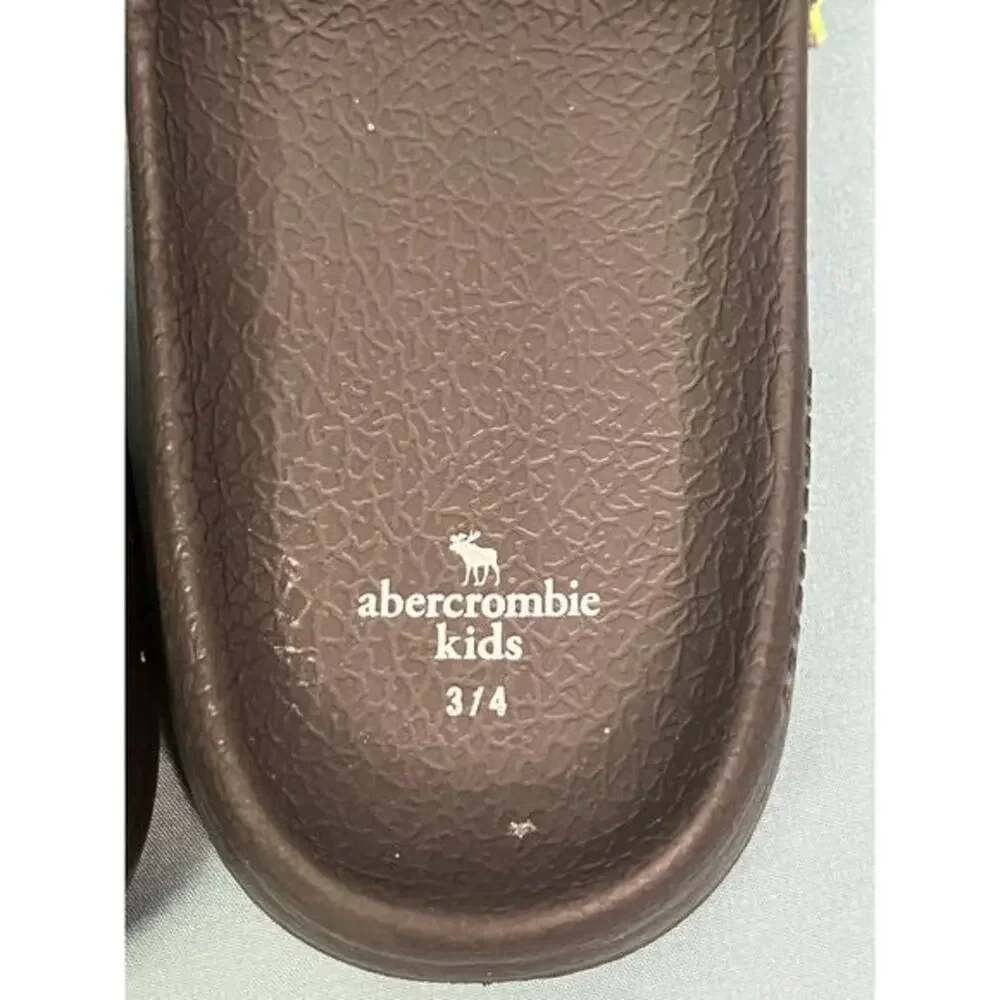 Abercrombie Kids sandals Youth size 3/4 spell out slides Rubber Colorful‎
